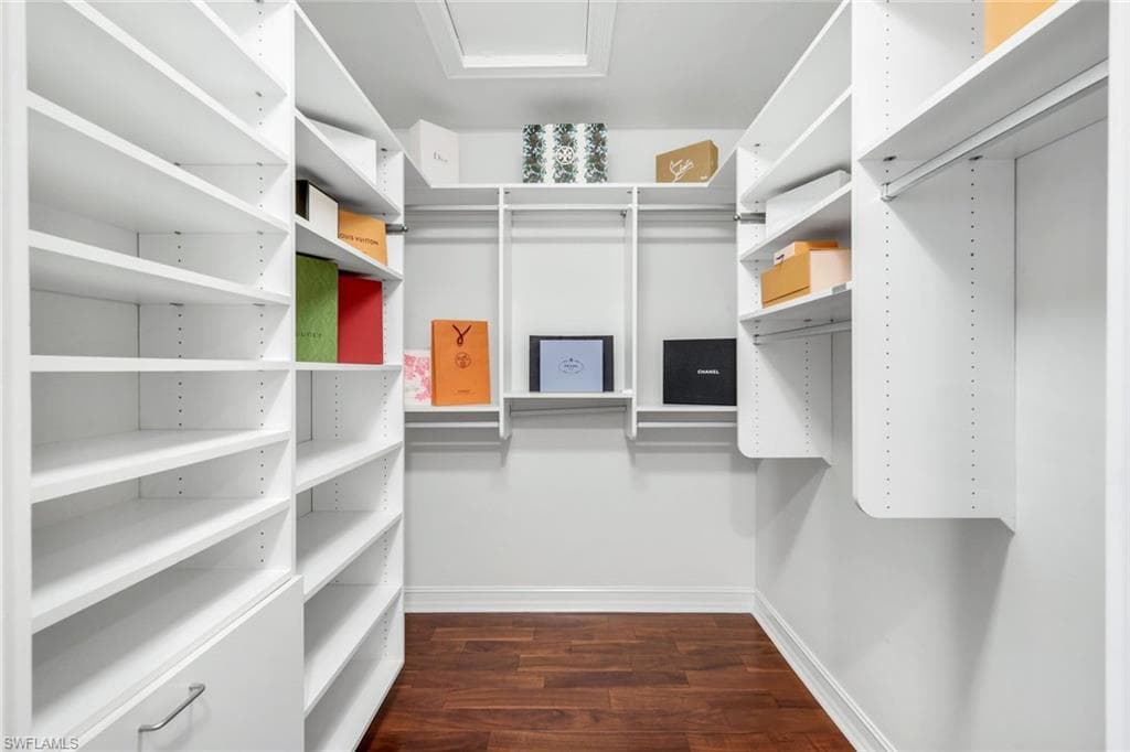 1840 Les Chateaux Blvd 4-201, Naples, FL 34109-15