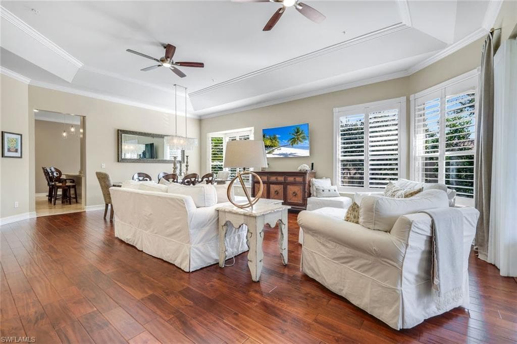 1840 Les Chateaux Blvd 4-201, Naples, FL 34109-3