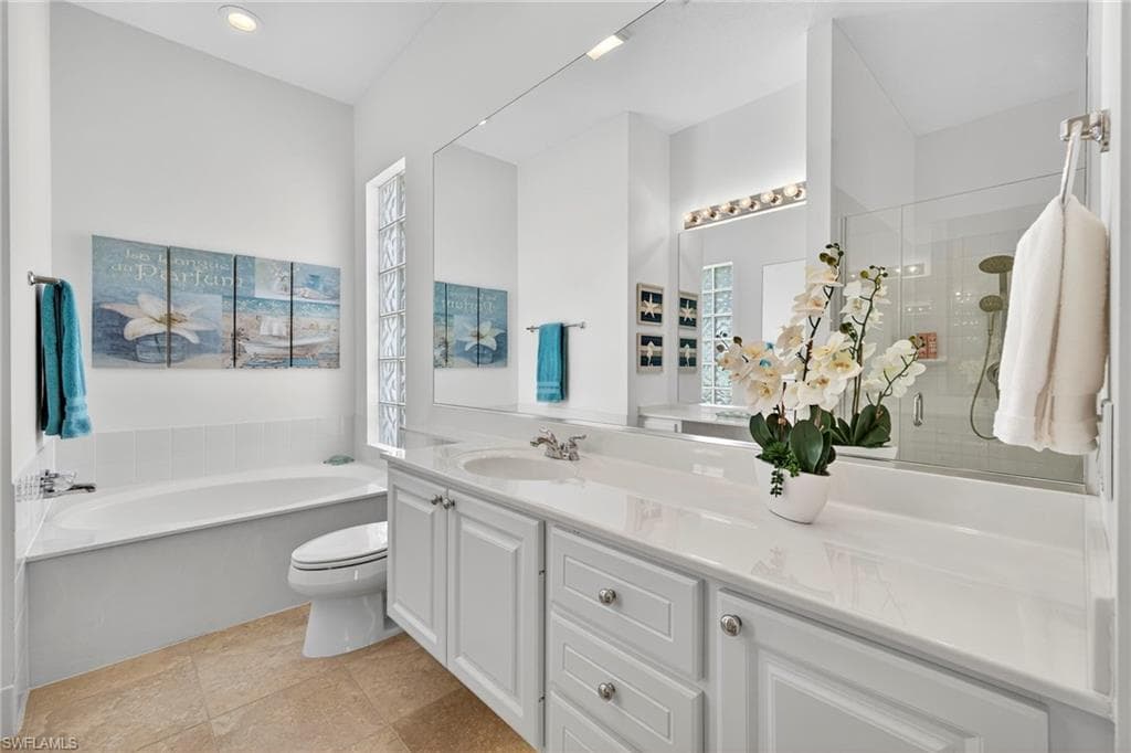 28643 Wahoo Dr, Bonita Springs, FL 34135-17