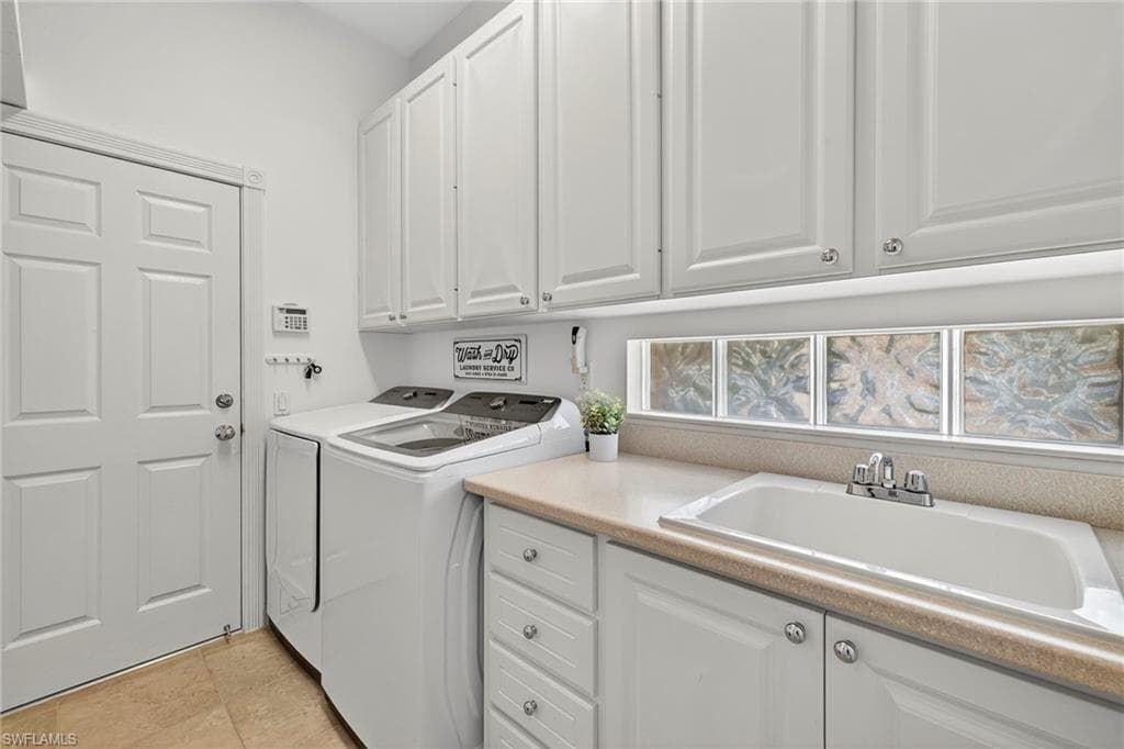 28643 Wahoo Dr, Bonita Springs, FL 34135-24