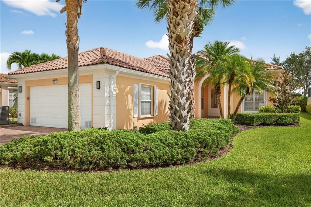 28643 Wahoo Dr, Bonita Springs, FL 34135-1