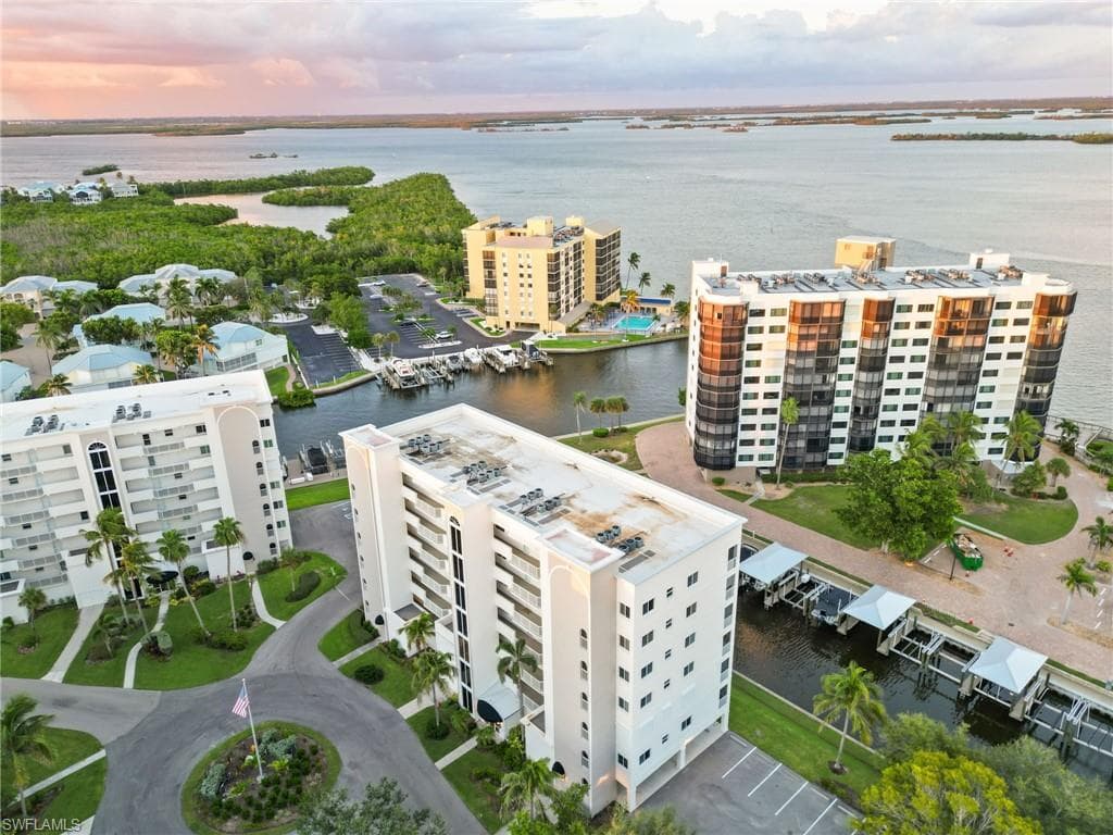 4331 Bay Beach Ln 353, Fort Myers Beach, FL 33931-21