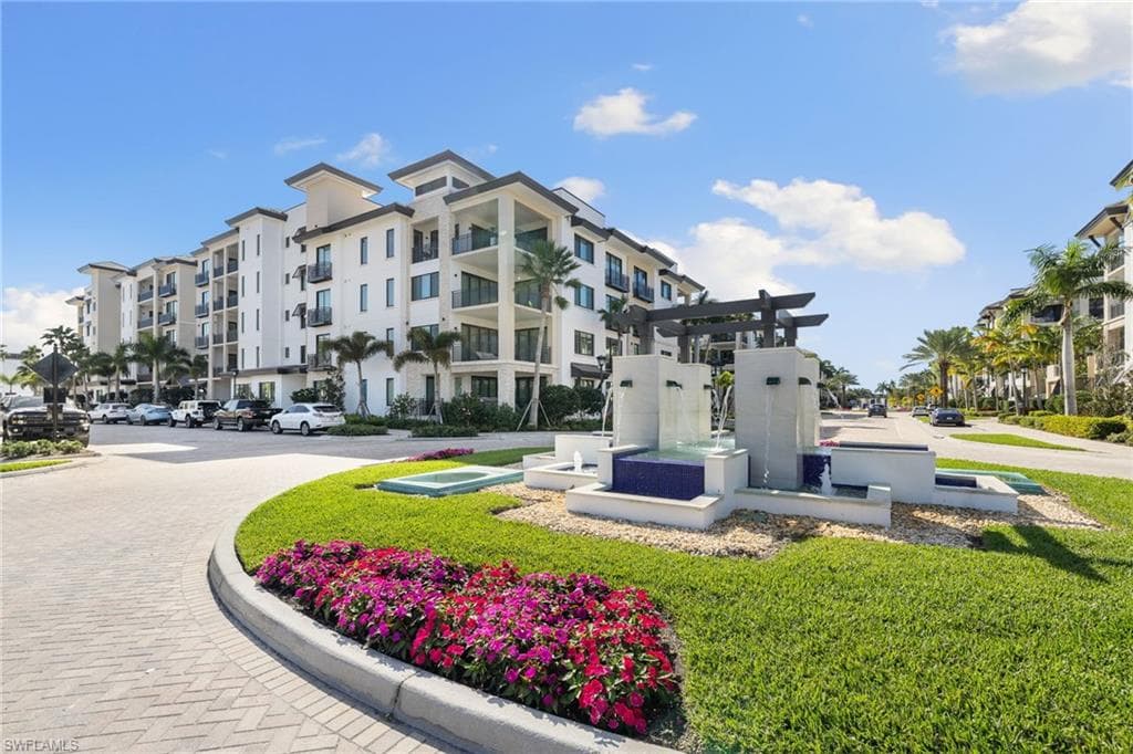 1130 3rd Ave S 208, Other, FL 34102-47