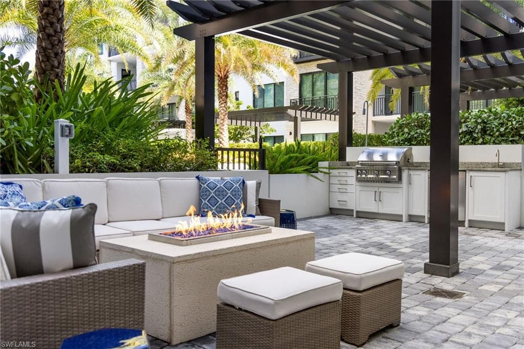 1130 3rd Ave S 208, Other, FL 34102-7