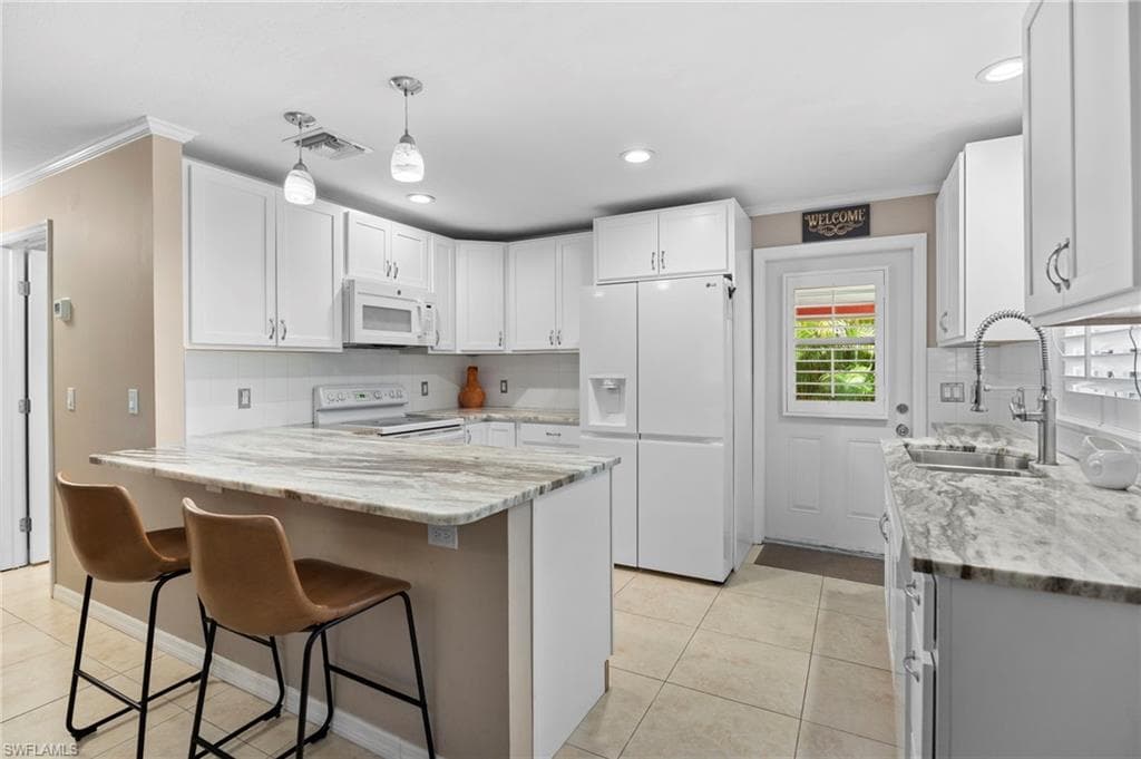 11718 Dean St, Bonita Springs, FL 34135-1