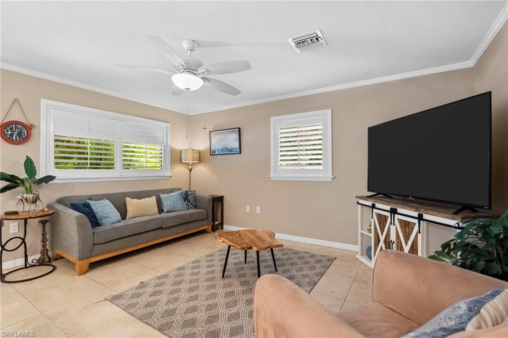 11718 Dean St, Bonita Springs, FL 34135-5