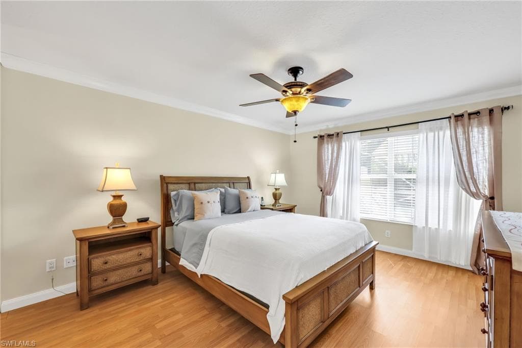 7812 Umberto Ct, Naples, FL 34114-15