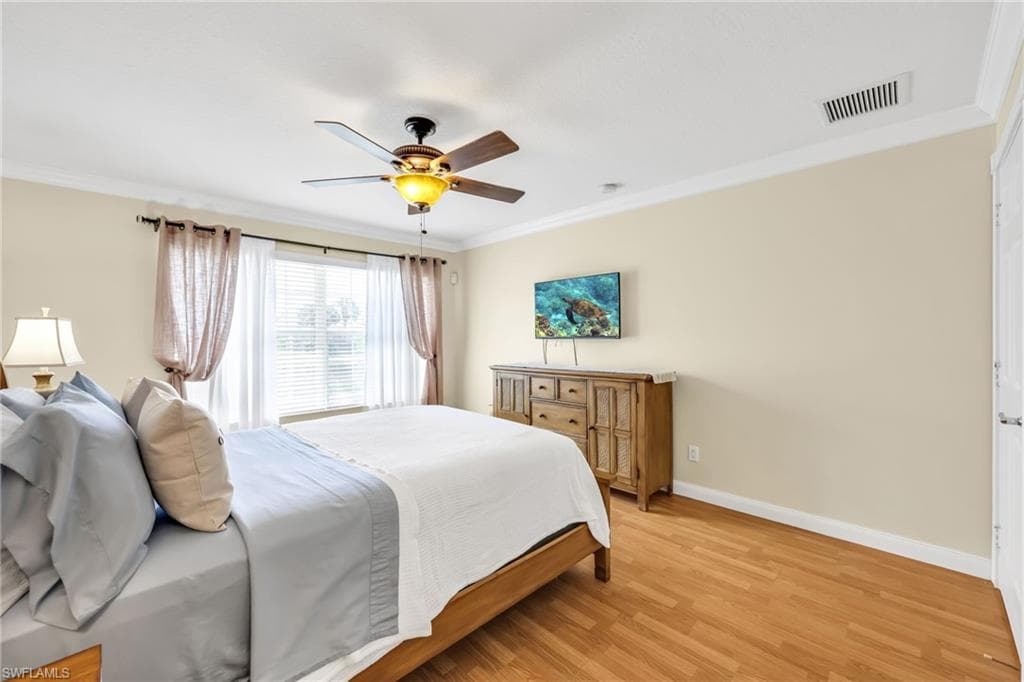 7812 Umberto Ct, Naples, FL 34114-16
