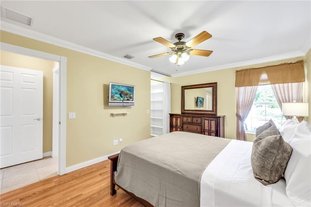 7812 Umberto Ct, Naples, FL 34114-20