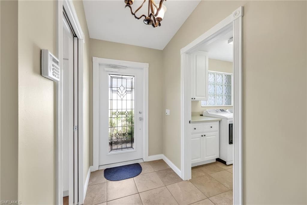 7812 Umberto Ct, Naples, FL 34114-23