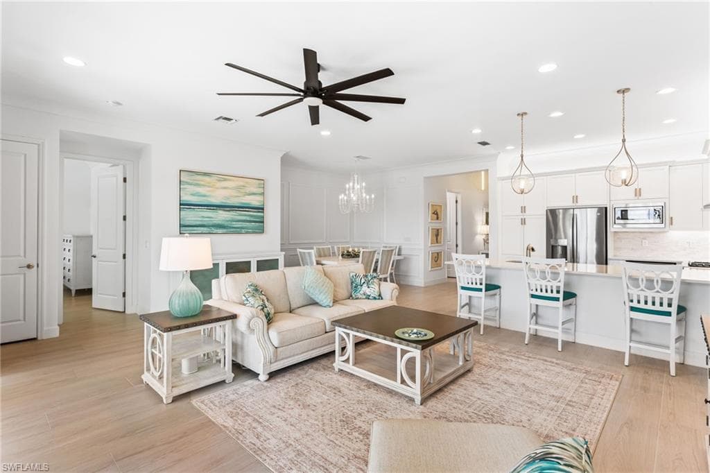 11555 Jacaranda Dr, Naples, FL 34120-12