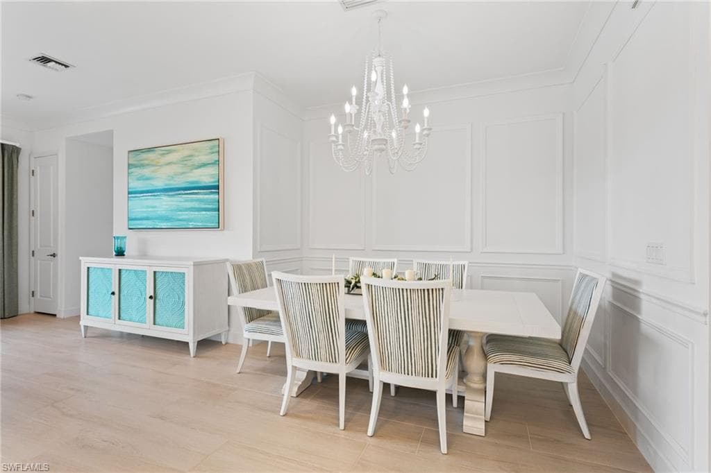 11555 Jacaranda Dr, Naples, FL 34120-14