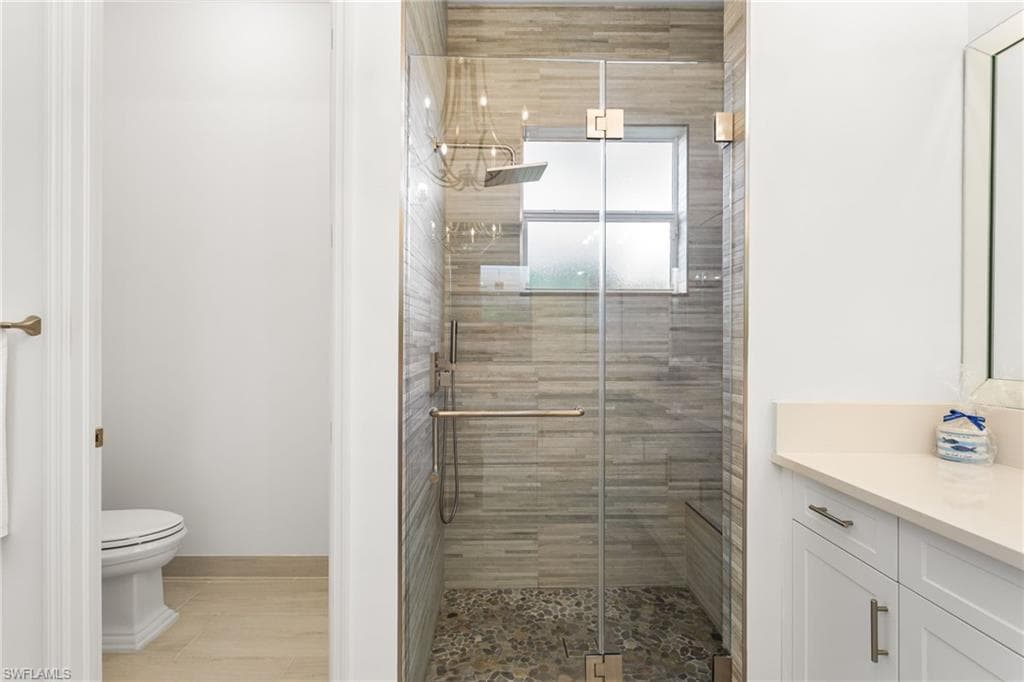 11555 Jacaranda Dr, Naples, FL 34120-19