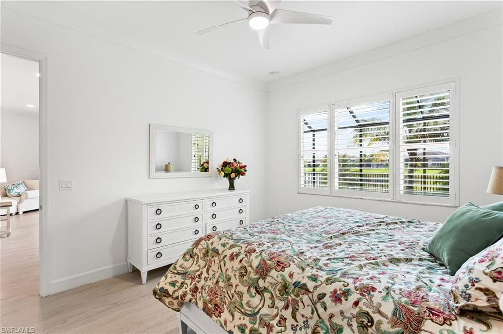 11555 Jacaranda Dr, Naples, FL 34120-20