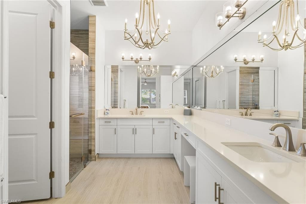 11555 Jacaranda Dr, Naples, FL 34120-21