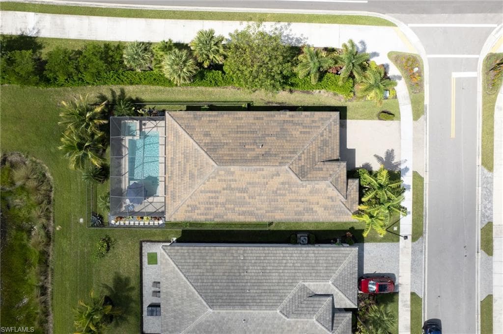 11555 Jacaranda Dr, Naples, FL 34120-29