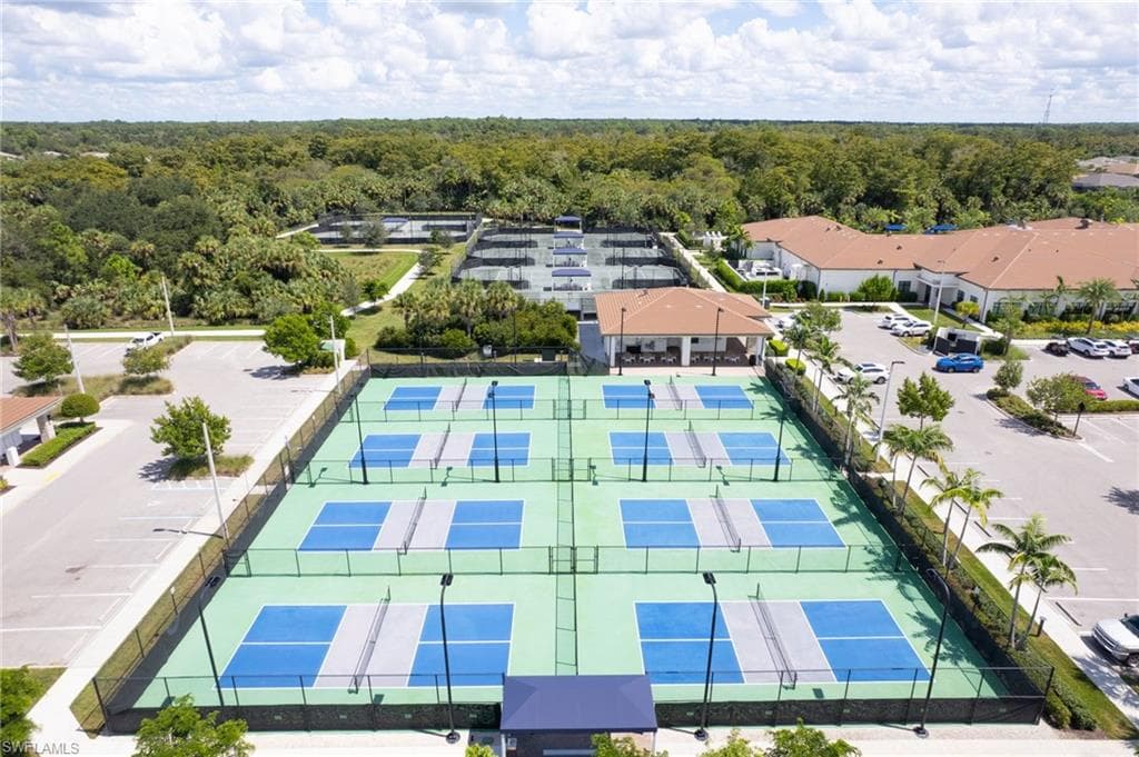 11555 Jacaranda Dr, Naples, FL 34120-34