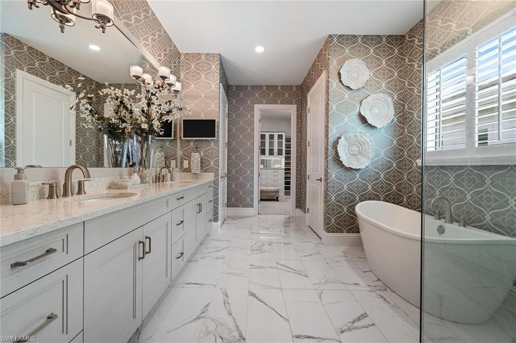 14394 Laguna Springs Ln, Naples, FL 34114-27