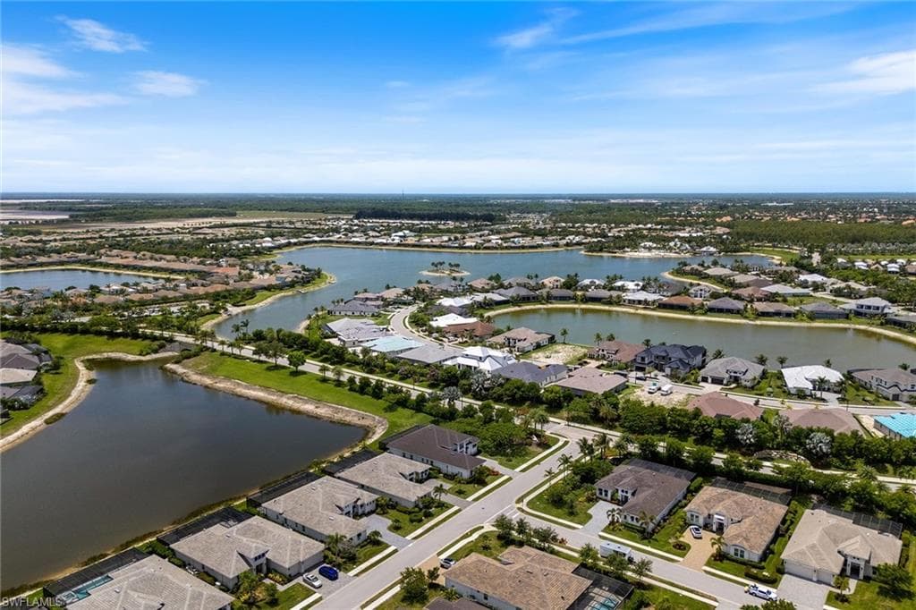14394 Laguna Springs Ln, Naples, FL 34114-2