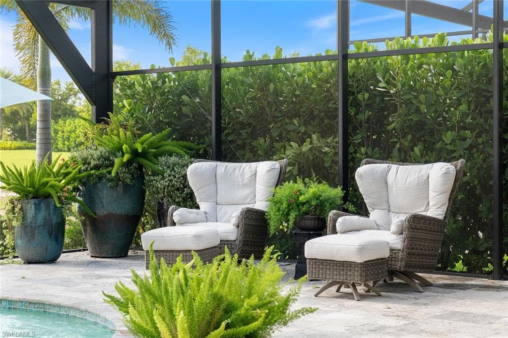 14394 Laguna Springs Ln, Naples, FL 34114-46