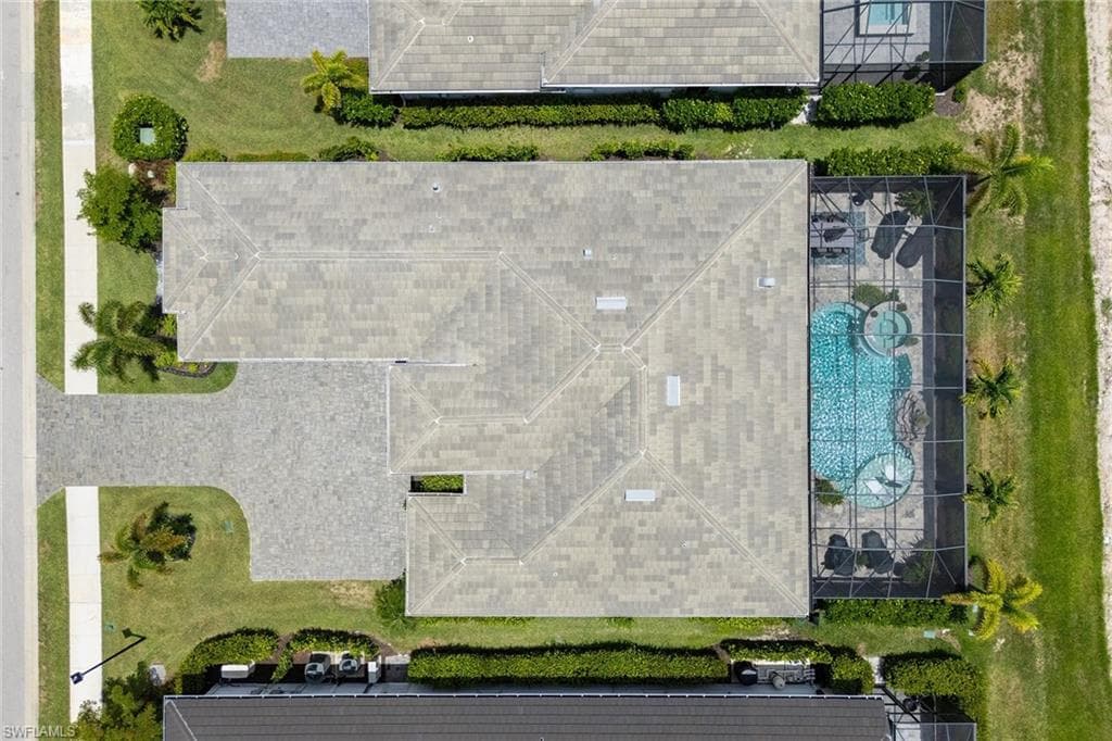 14394 Laguna Springs Ln, Naples, FL 34114-3