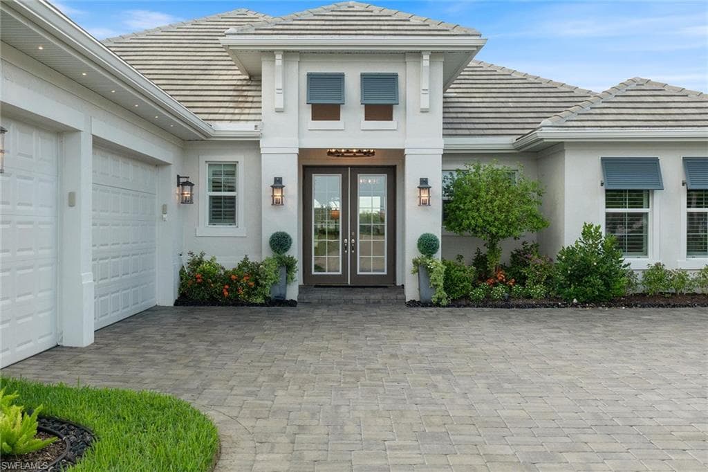14394 Laguna Springs Ln, Naples, FL 34114-6