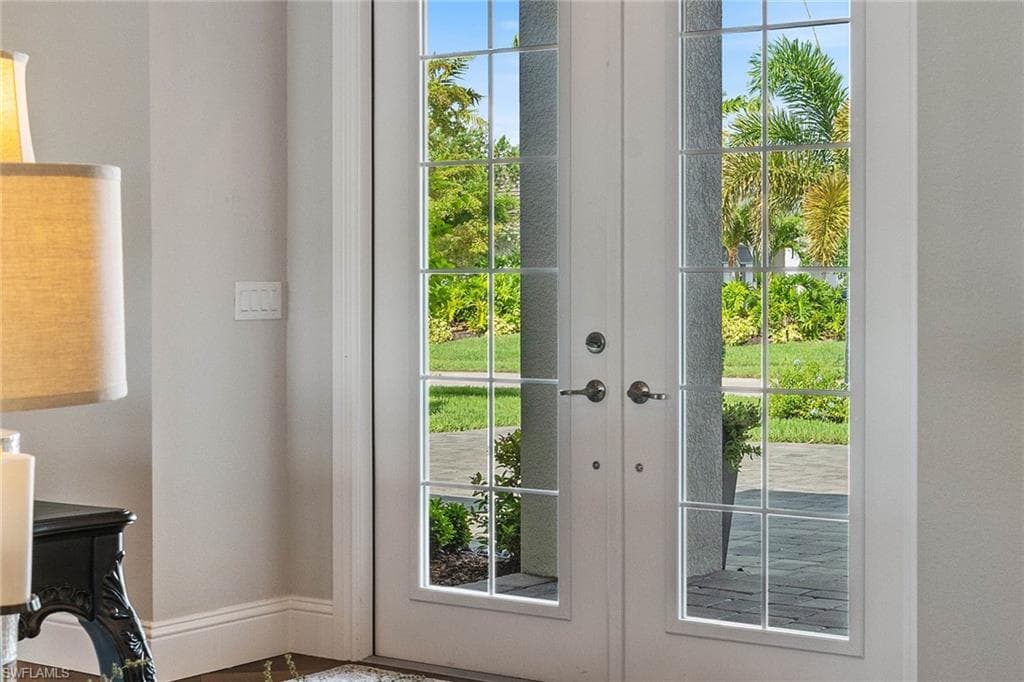 14394 Laguna Springs Ln, Naples, FL 34114-7
