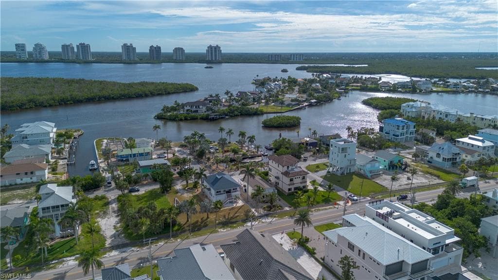 26570 Bay Rd, Bonita Springs, FL 34134-2