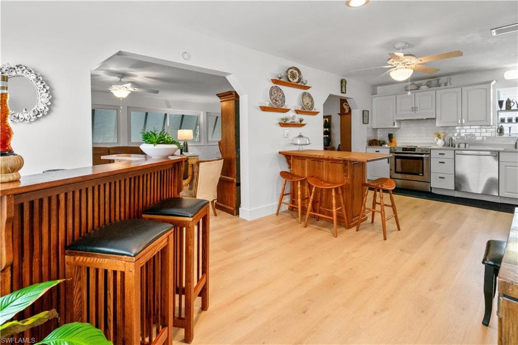 26570 Bay Rd, Bonita Springs, FL 34134-5