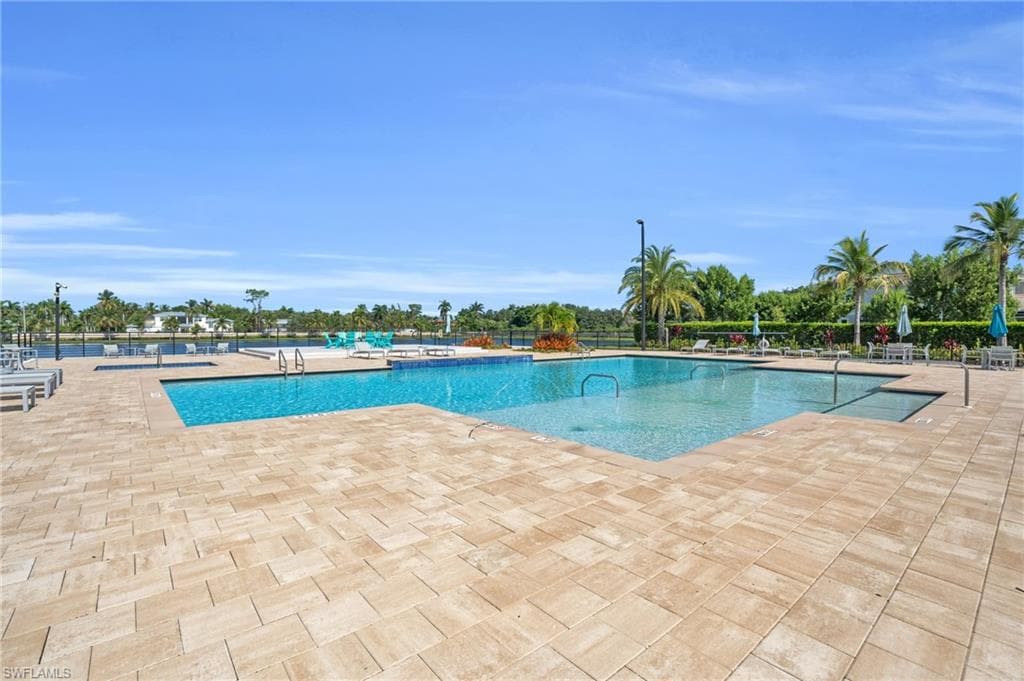4595 Arboretum Cir 203, Naples, FL 34112-20