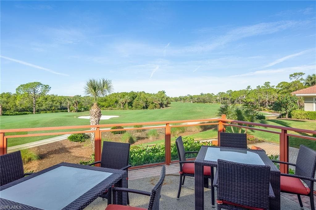 896 Barcarmil Way, Naples, FL 34110-45