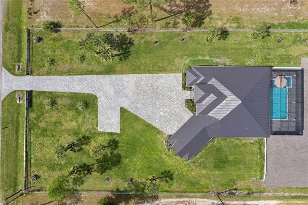 431 16th Ave NE, Naples, FL 34120-46