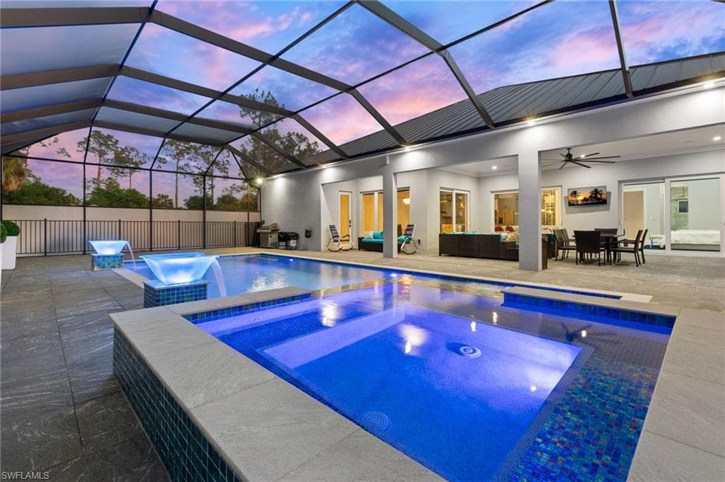 431 16th Ave NE, Naples, FL 34120-50