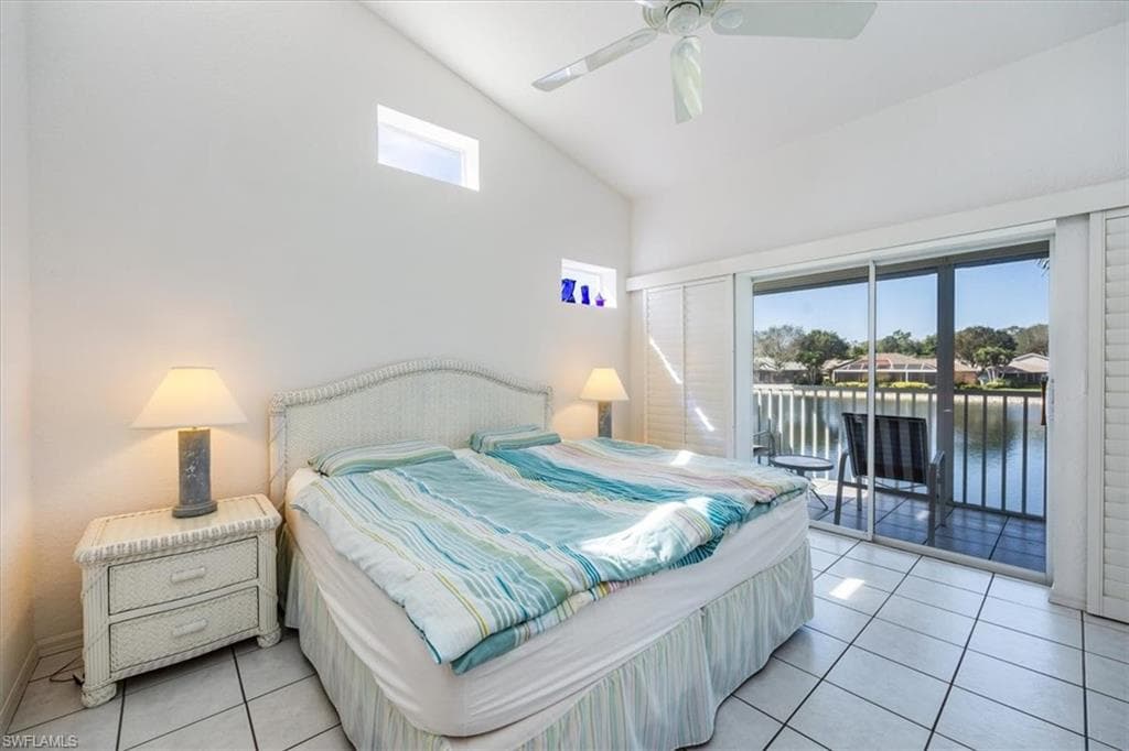 1090 Partridge Cir 201, Naples, FL 34104-14