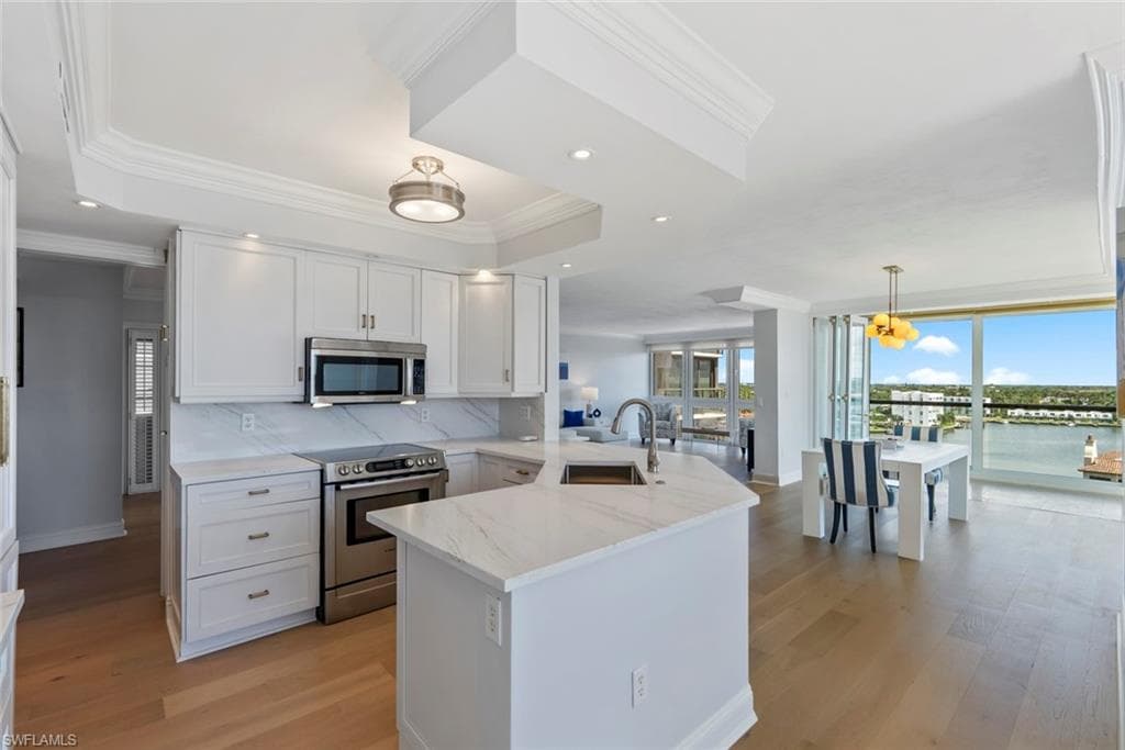 4031 Gulf Shore Blvd N 95, Naples, FL 34103-14