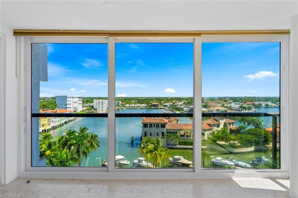 4031 Gulf Shore Blvd N 95, Naples, FL 34103-16