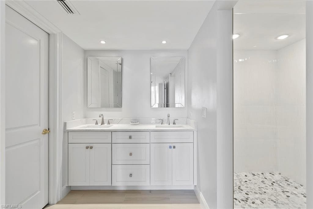 4031 Gulf Shore Blvd N 95, Naples, FL 34103-20