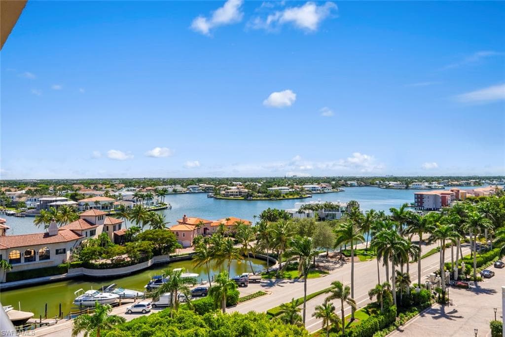 4031 Gulf Shore Blvd N 95, Naples, FL 34103-28