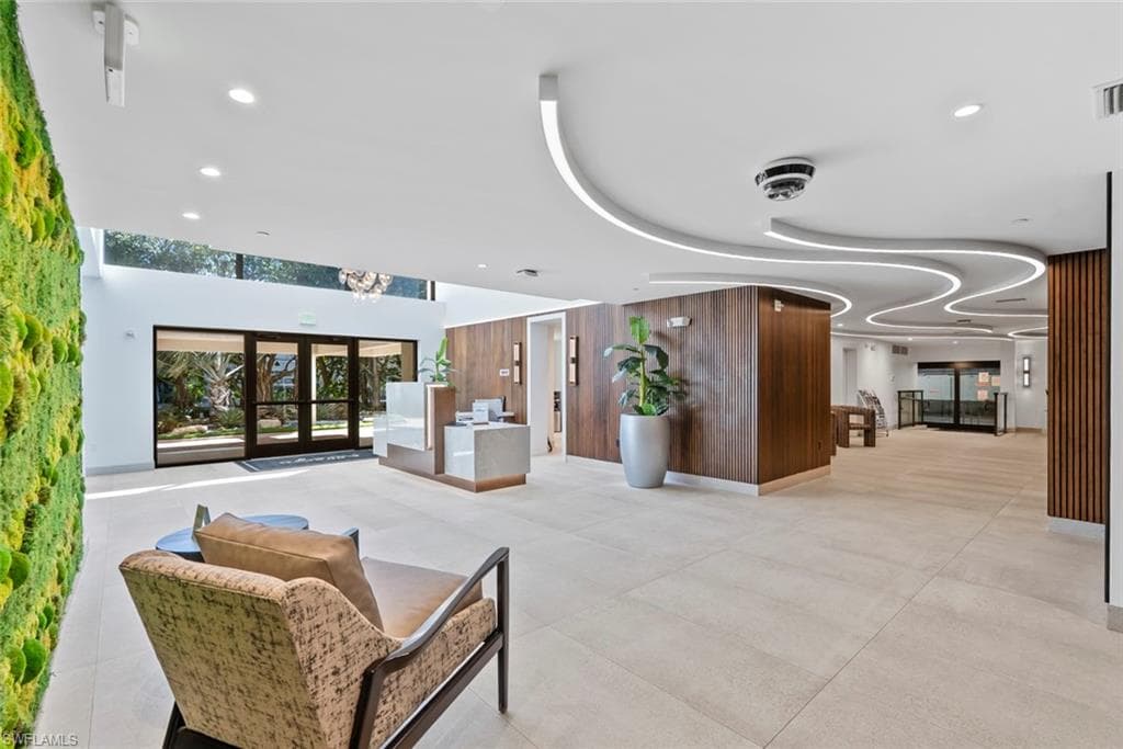 4031 Gulf Shore Blvd N 95, Naples, FL 34103-38