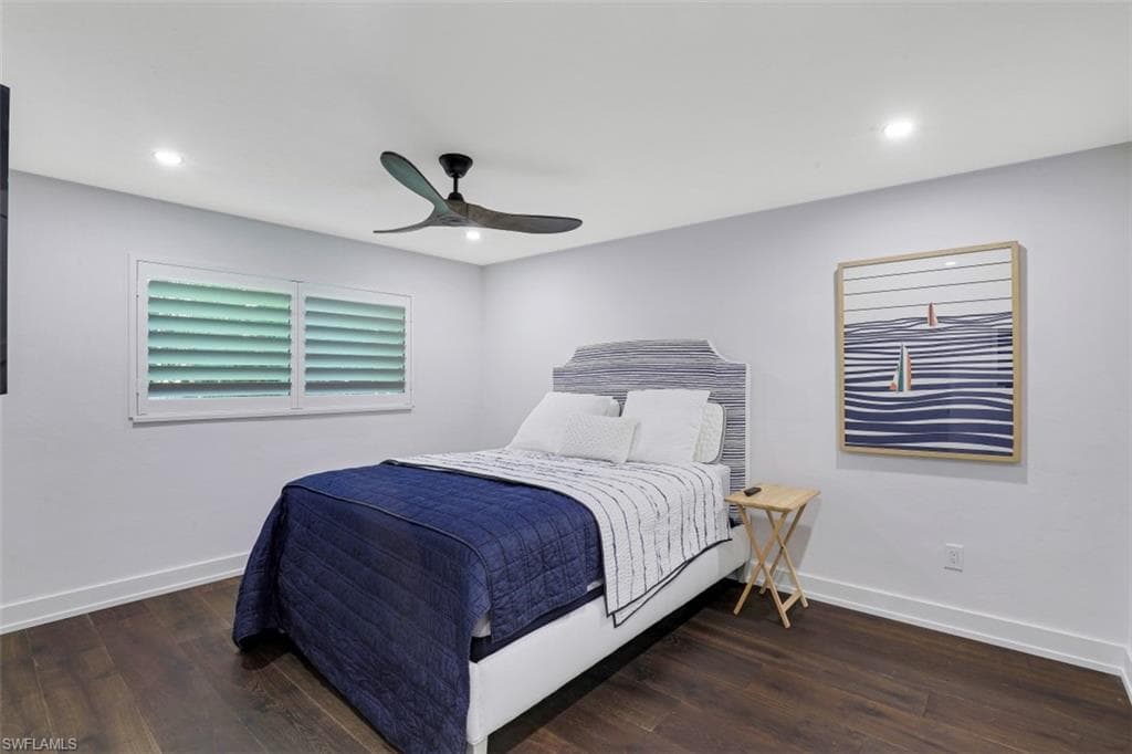 334 Polynesia Ct, Marco Island, FL 34145-17