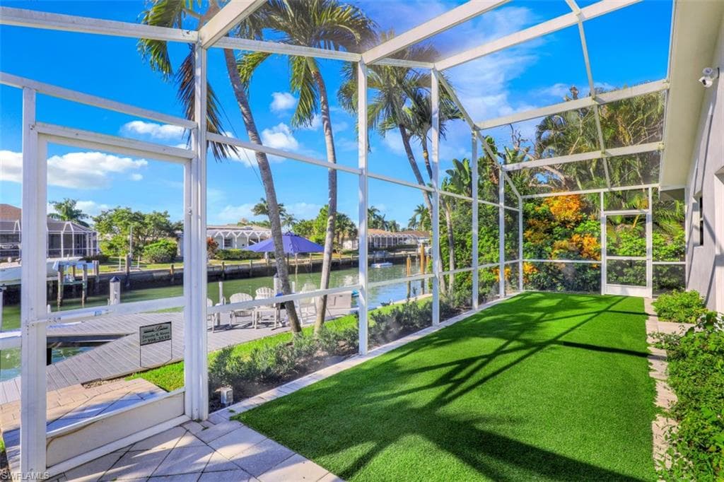 334 Polynesia Ct, Marco Island, FL 34145-21