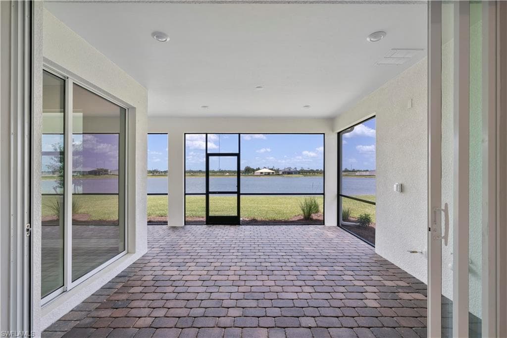 16056 Shoreline Dr, Punta Gorda, FL 33982-33