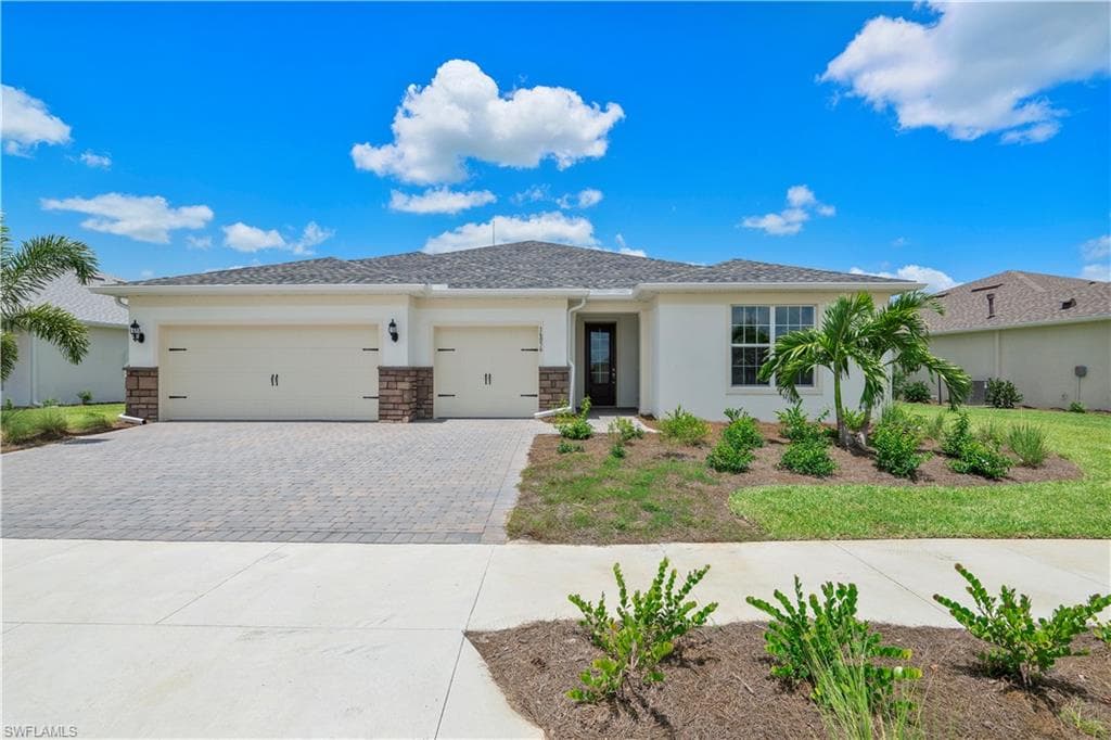 16056 Shoreline Dr, Punta Gorda, FL 33982-3
