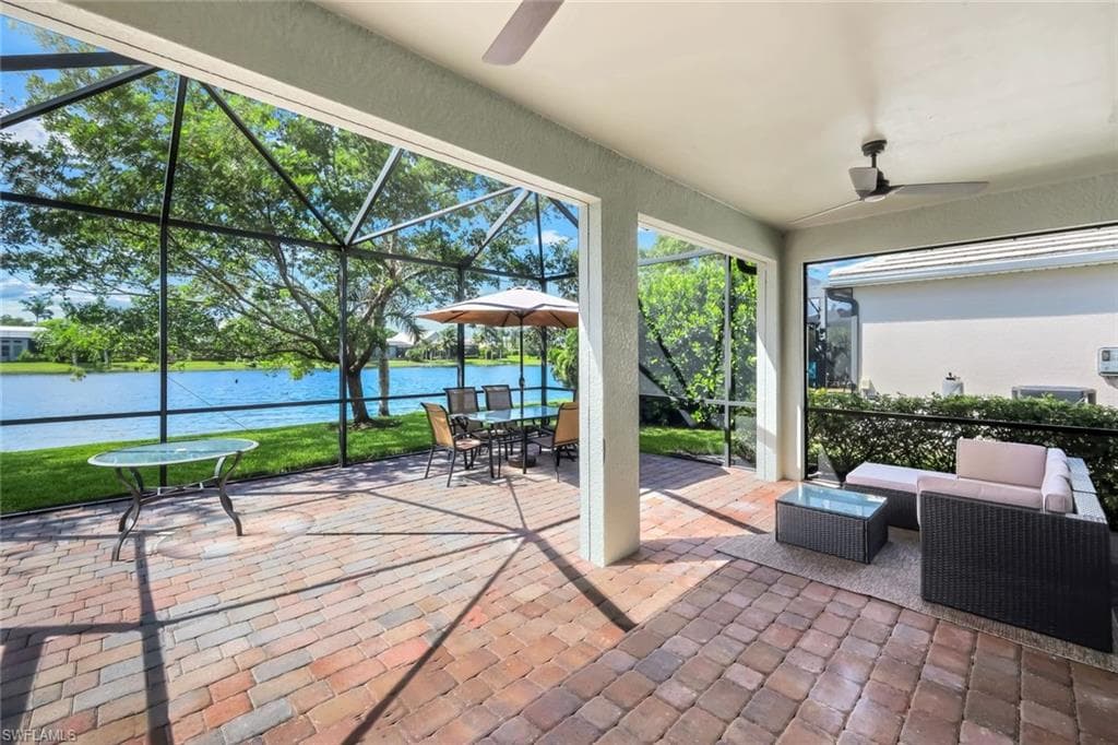 14639 Topsail Dr, Naples, FL 34114-17