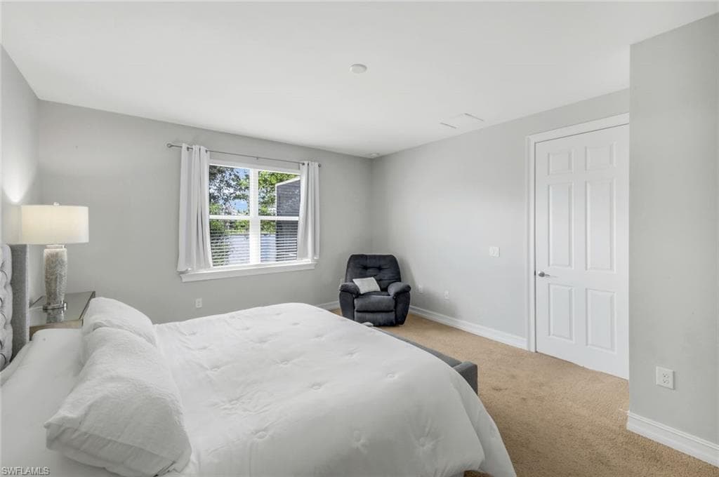 14639 Topsail Dr, Naples, FL 34114-23