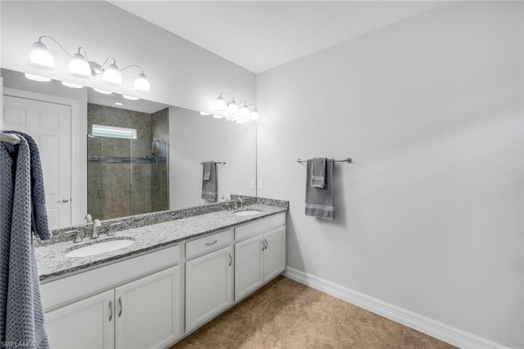14639 Topsail Dr, Naples, FL 34114-24