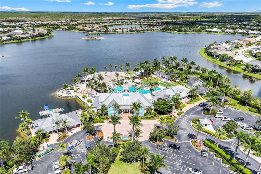 14639 Topsail Dr, Naples, FL 34114-35