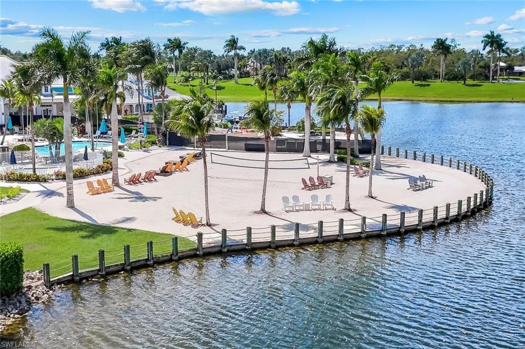 14639 Topsail Dr, Naples, FL 34114-3