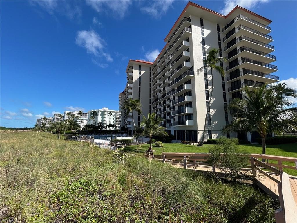 180 Seaview Ct 212, Marco Island, FL 34145-9