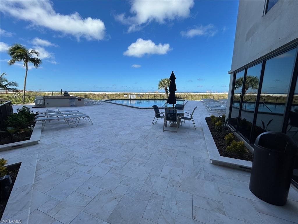 180 Seaview Ct 212, Marco Island, FL 34145-5